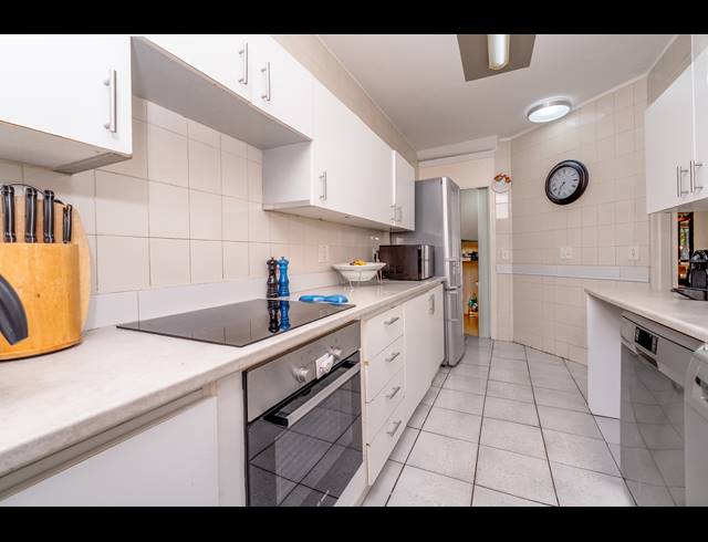3 BEDROOM SECTIONAL TITLE FOR SALE IN BRYANSTON